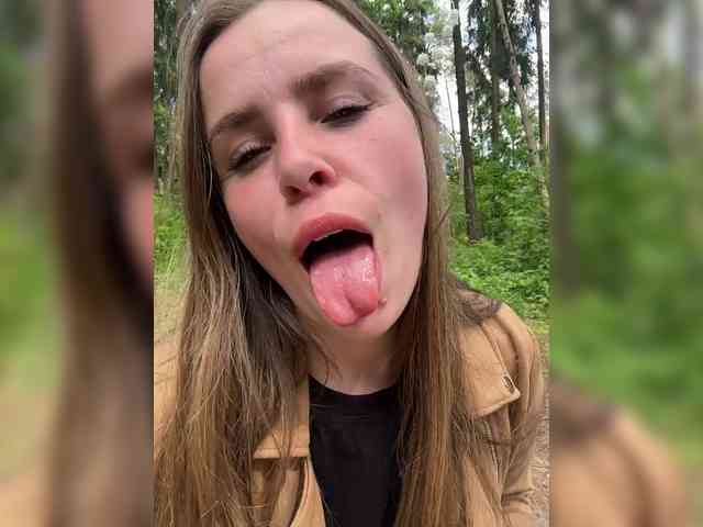 LolaSexxx's chat room