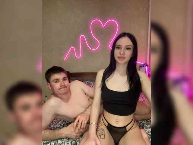 LeoCouple's chat room