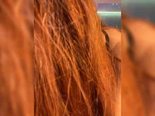 MelenaFox's chat room