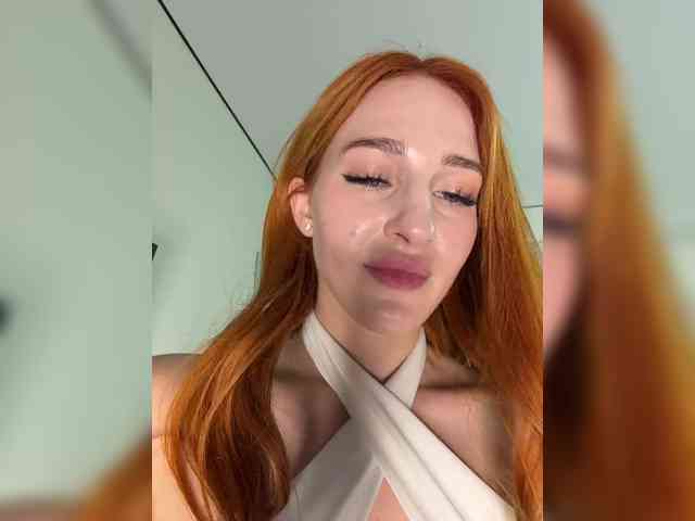 VictoriaBix's chat room