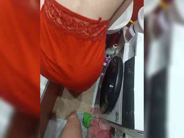 SexyCouple69's chat room