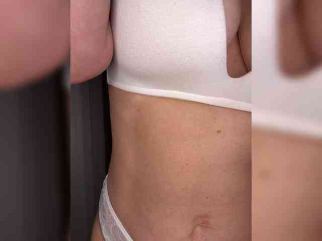 Milfa_hot's chat room