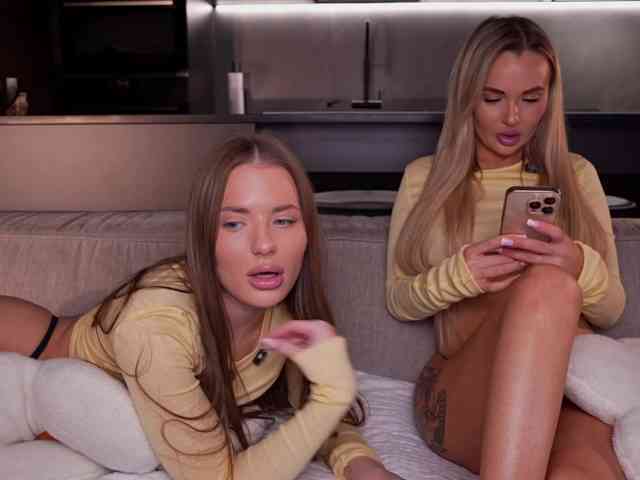 AlexisGrays's chat room