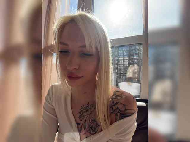 Cristi-Candy's chat room