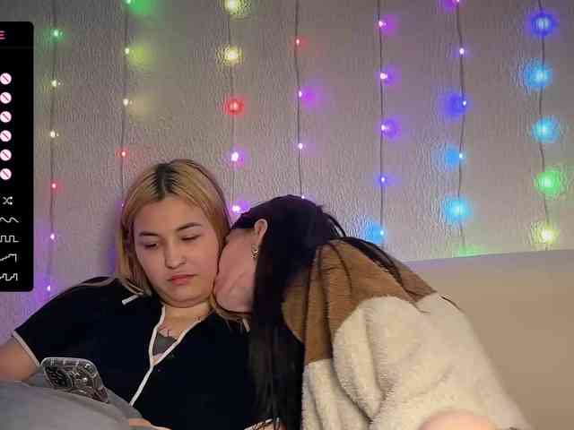 -Zoe-Love-'s chat room