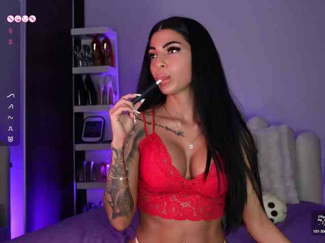 AngelaMyst's chat room