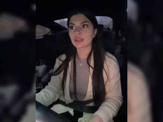 -MaybeBaby-'s chat room