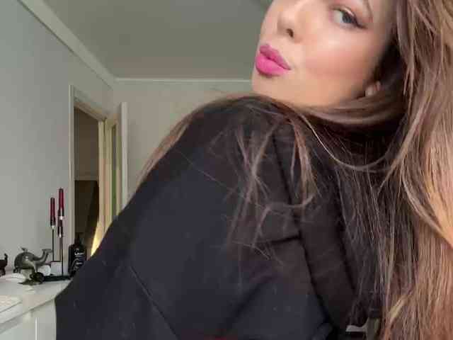 GiaVibey's chat room