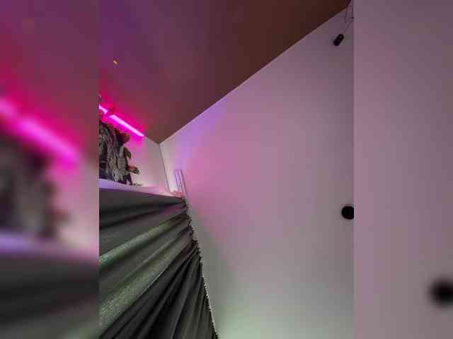 -Darkness-'s chat room