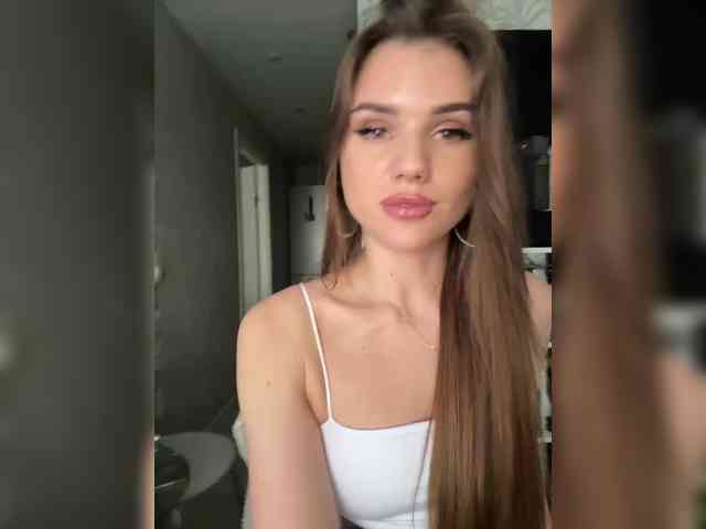 SweetyMia's chat room