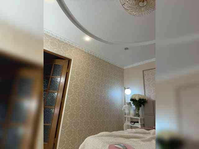 VICTORIA_'s chat room