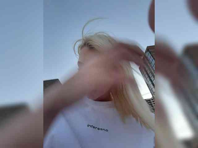 Cristi-Candy's chat room