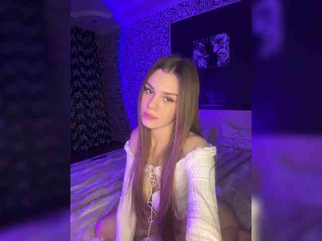 theadebuenoo's chat room