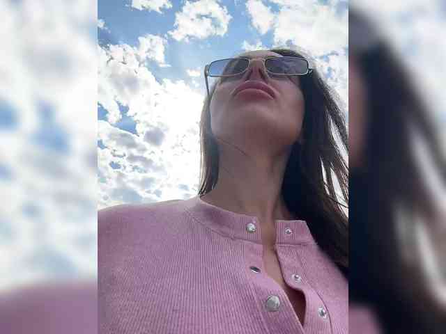 Dikiy_Angel's chat room