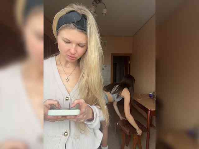 GiaVibey's chat room