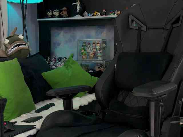 Kira_Li_Lime's chat room