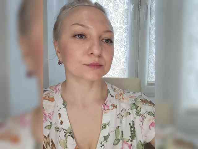 Anesteishen's chat room