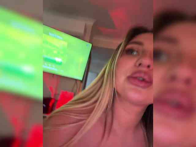 Stiflers_mom's chat room