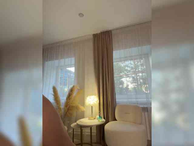 AnyaAngel's chat room