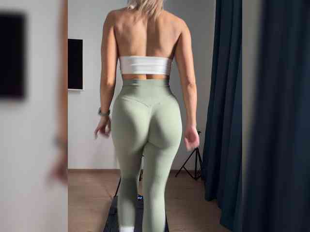 -CandyViki-'s chat room