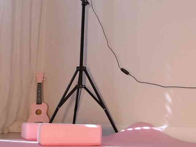 aiyumiprivate's chat room