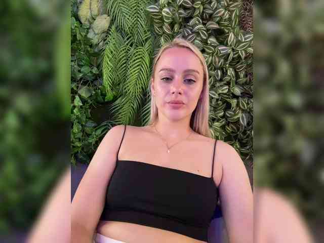 _Katrinka_'s chat room