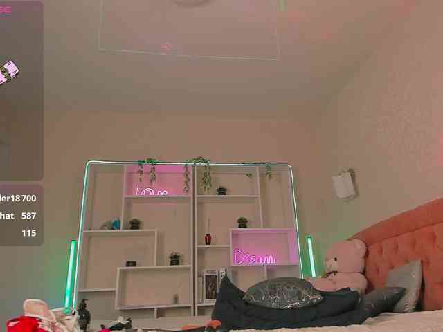JennyferMore's chat room