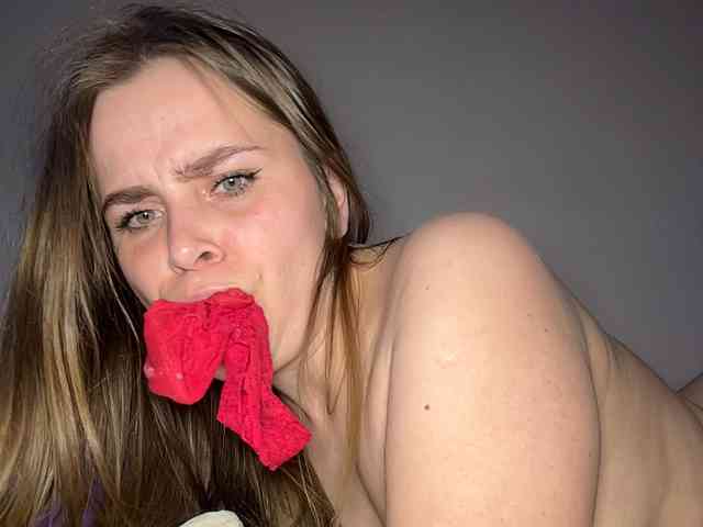 LolaSexxx's chat room