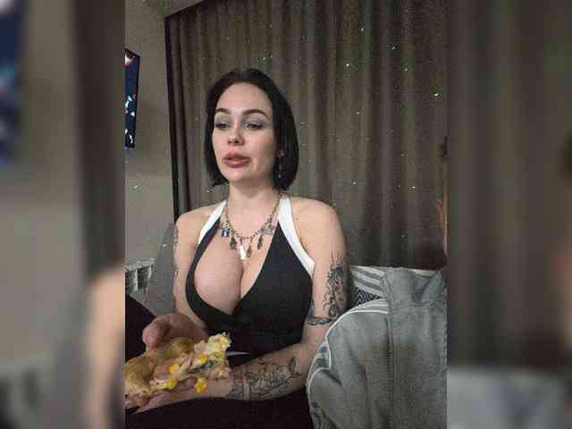 GroteskCouple's chat room