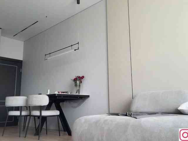 diffgirls1-1's chat room