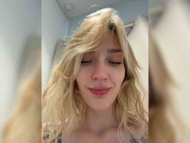 AlinnaAnnila's chat room