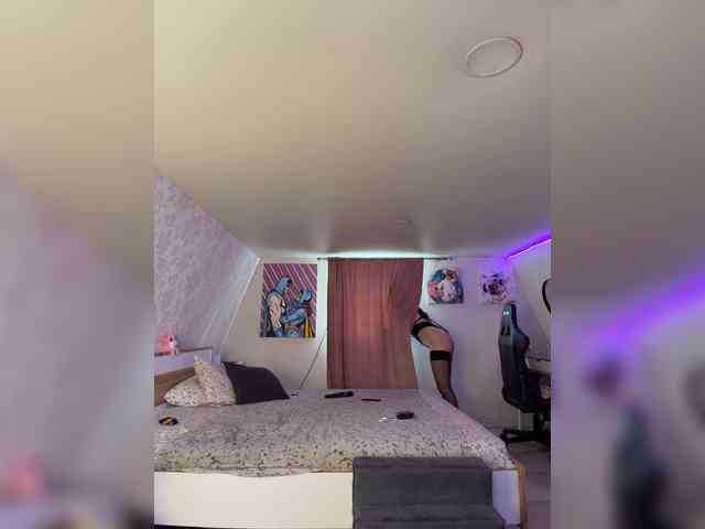 -MaybeBaby-'s chat room