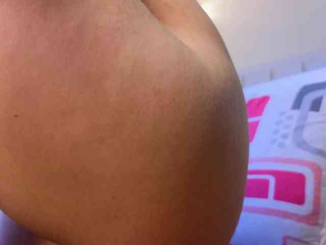 Emma-Blonde's chat room