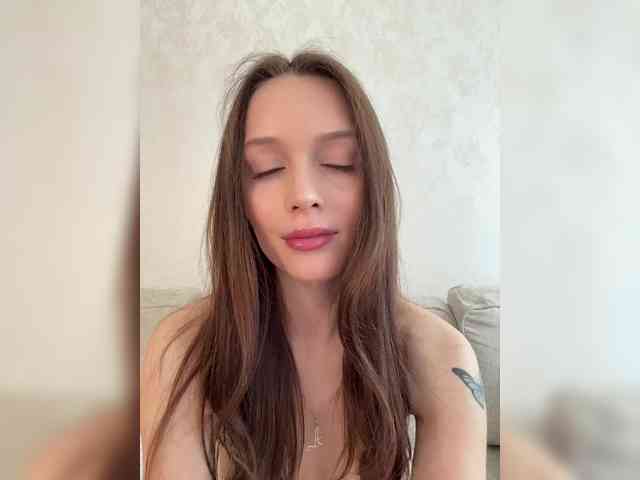 AnyaAngel's chat room