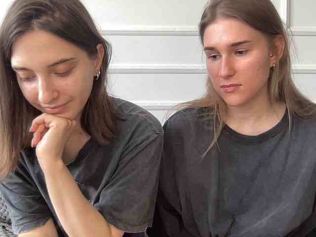 yoursweettreats's chat room