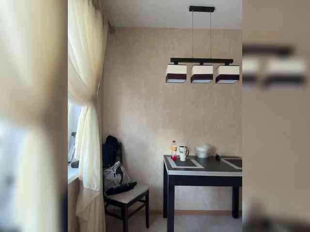 LolaSexxx's chat room