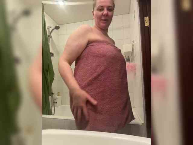 Veronika_Gold's chat room