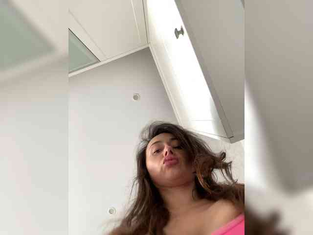 Dikiy_Angel's chat room
