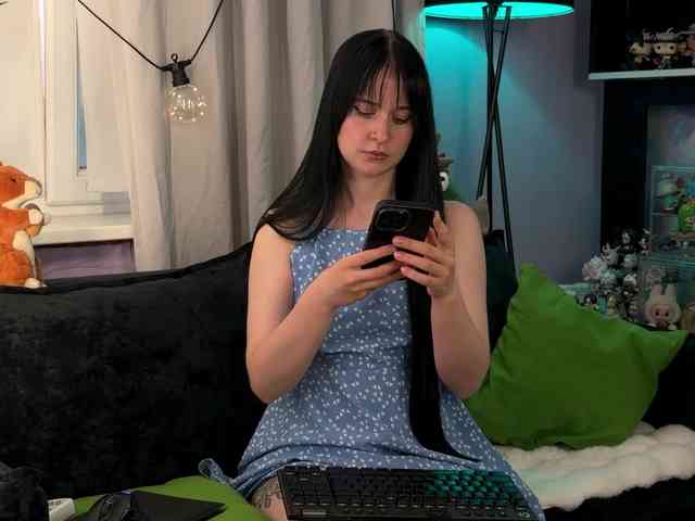 Kira_Li_Lime's chat room