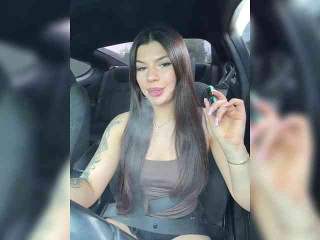 -MaybeBaby-'s chat room