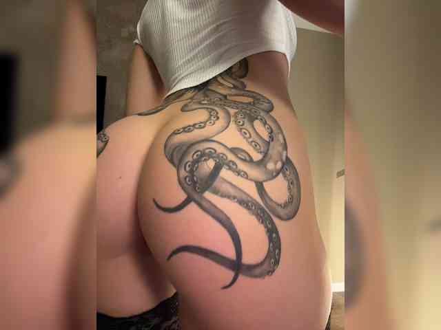 BonnieMur's chat room