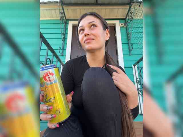 Anutka-chocolatee's chat room