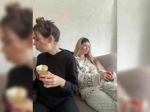 GiaVibey's chat room