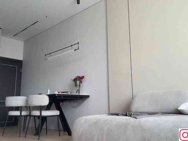 diffgirls1-1's chat room