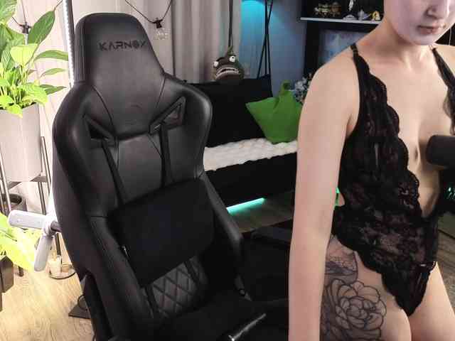 Kira_Li_Lime's chat room