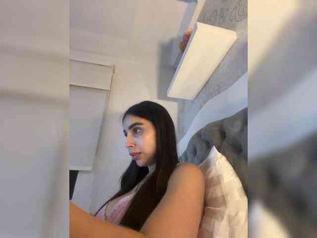 SallyeLeins's chat room