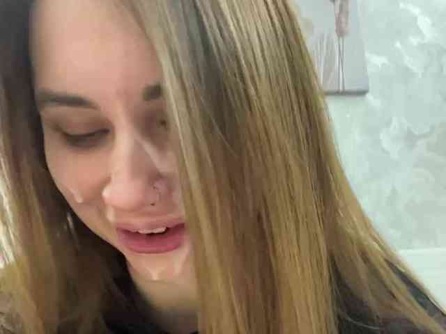 -LeiaProseccina-'s chat room