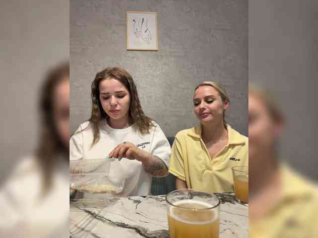 _Katrinka_'s chat room