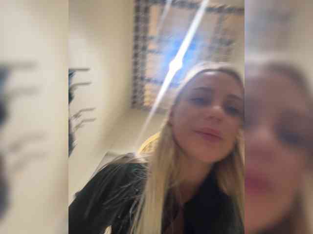 _Katrinka_'s chat room