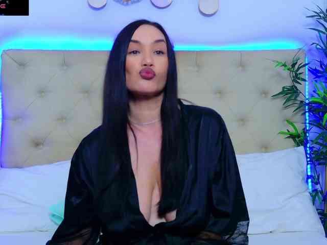 DaliyaArabian's chat room